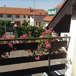 York Plzen