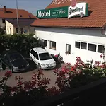 York Hotel 3*