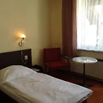 York Hotel 3*