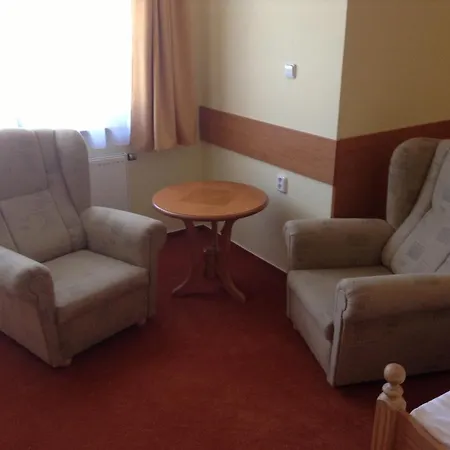 York Hotell 3*