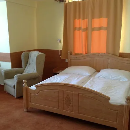York Hotell 3*